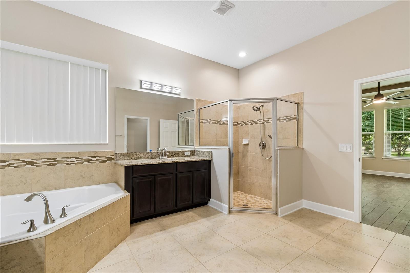 4930 BUTLER NATIONAL DR — photo 23