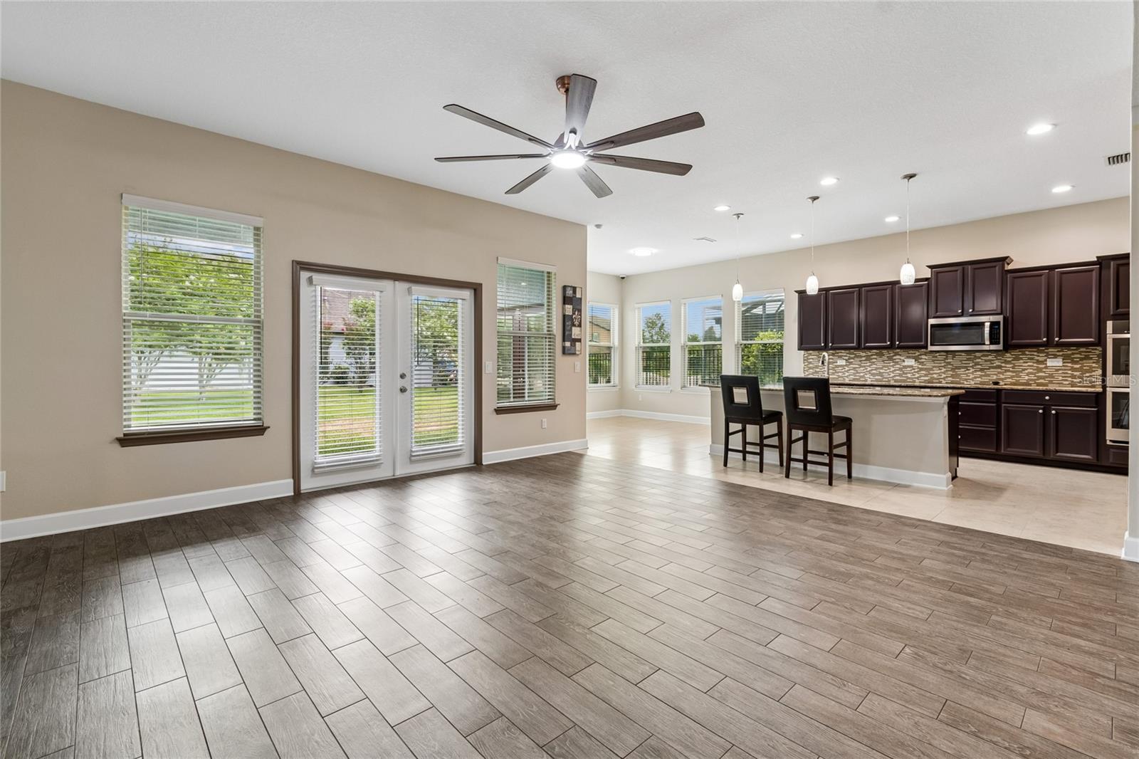 4930 BUTLER NATIONAL DR — photo 12