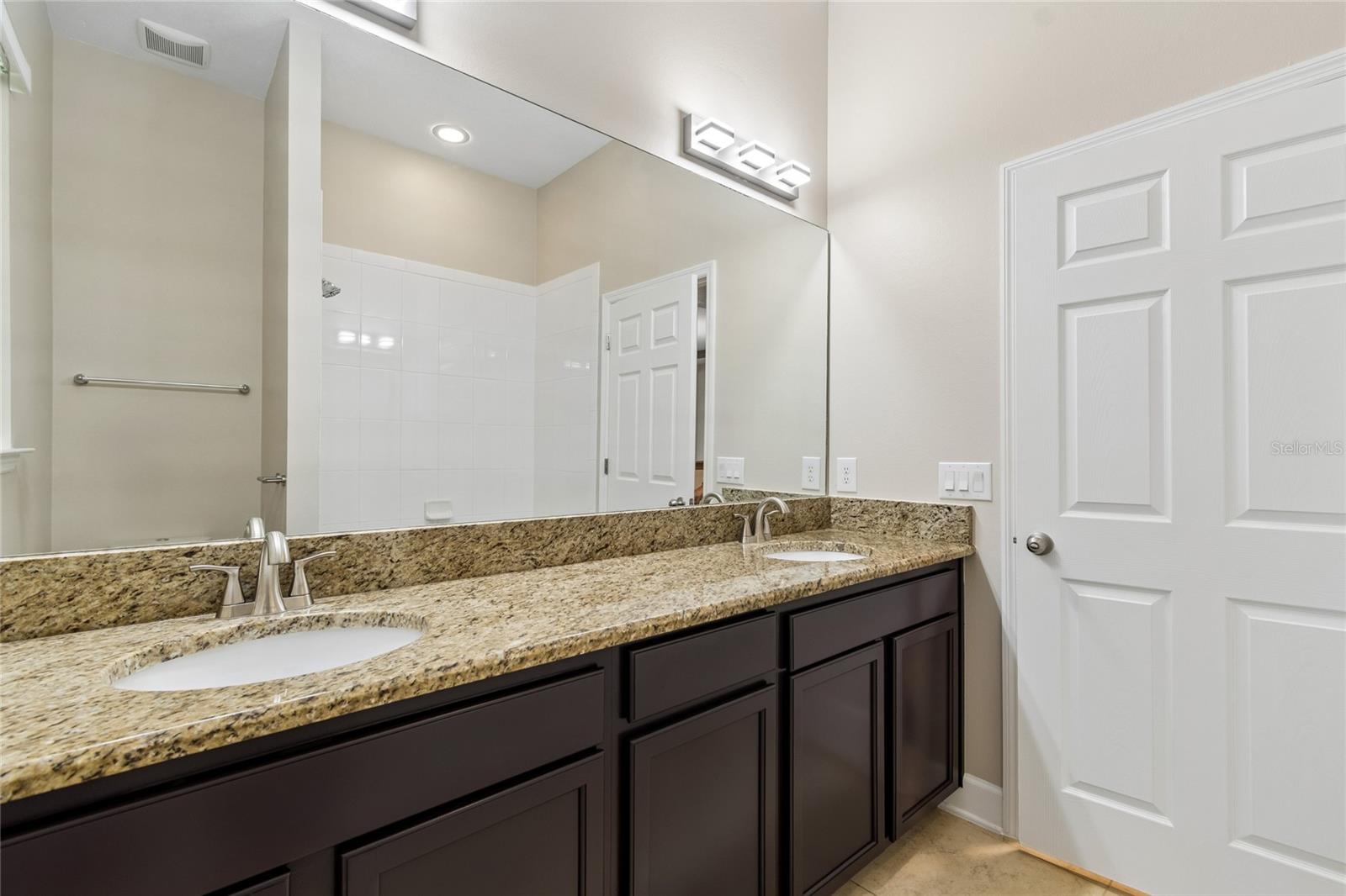 4930 BUTLER NATIONAL DR — photo 32