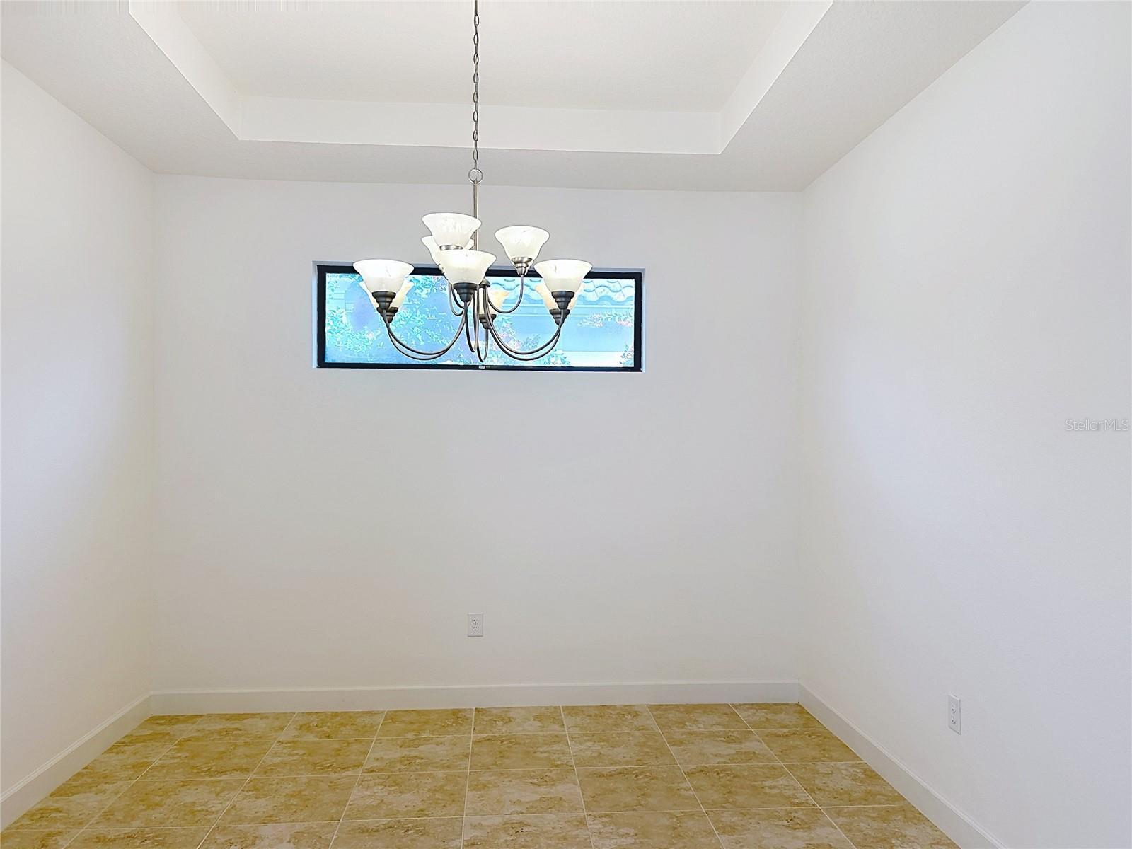 8335 ALBERATA VISTA DR — photo 7