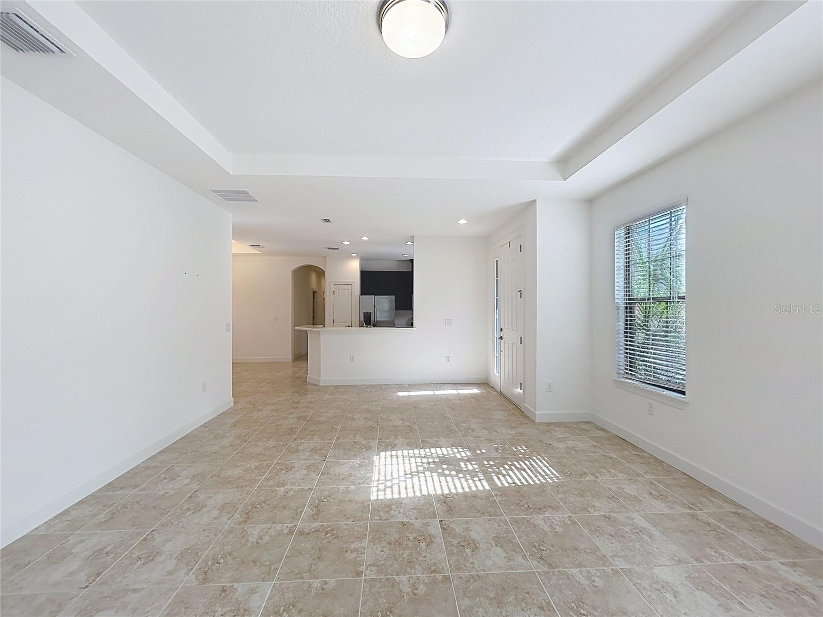 8335 ALBERATA VISTA DR — photo 6