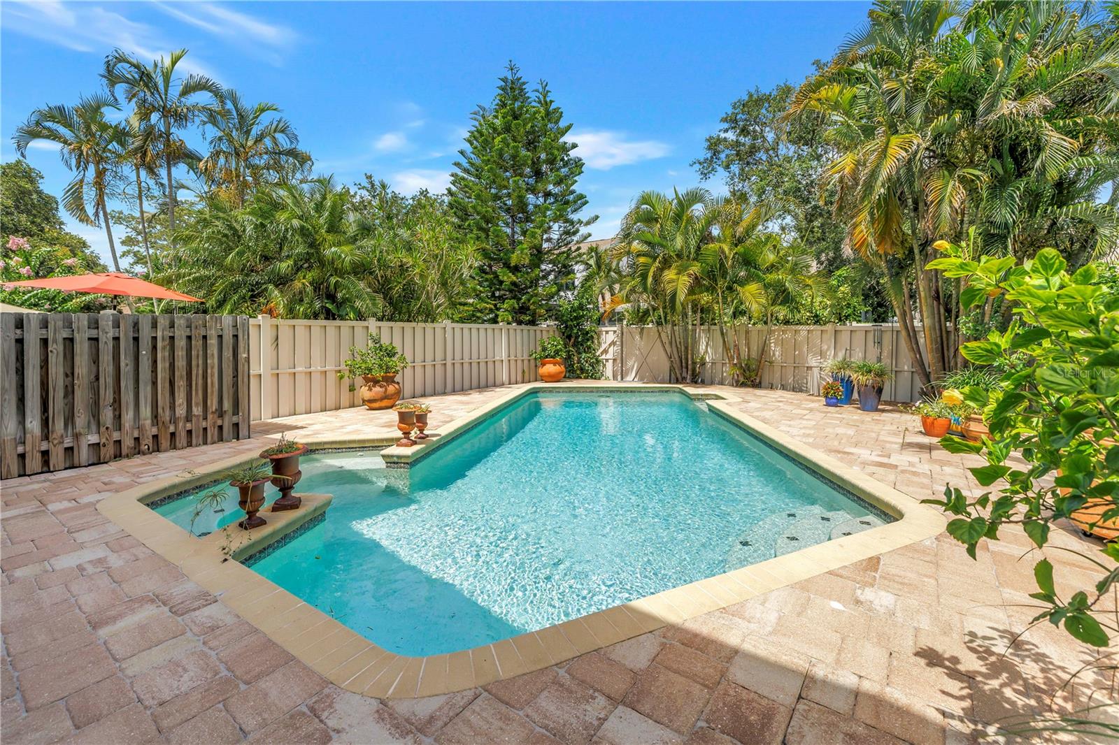 990 SAN CARLOS CT NE — photo 25