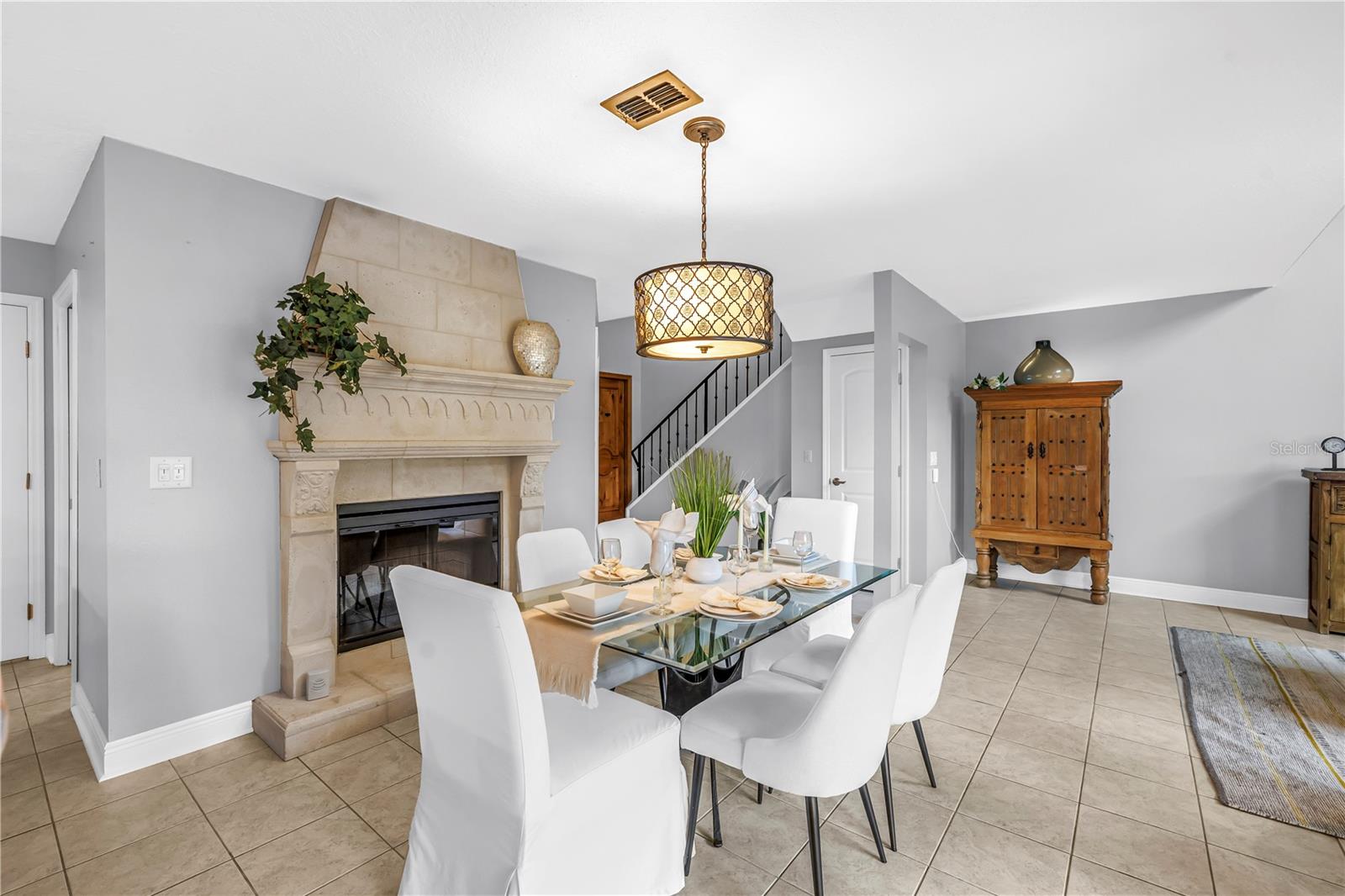 990 SAN CARLOS CT NE — photo 10