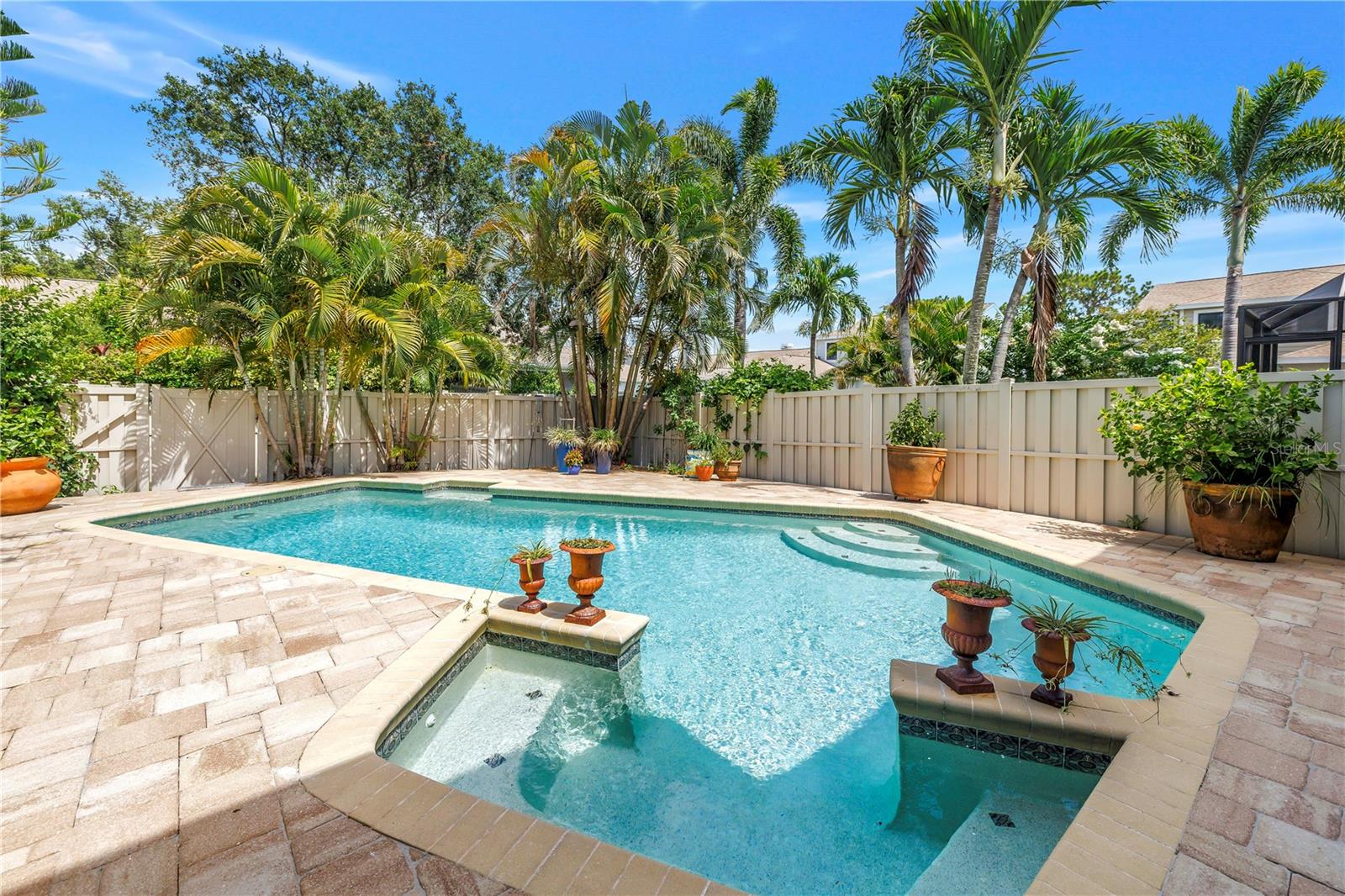 990 SAN CARLOS CT NE — photo 4