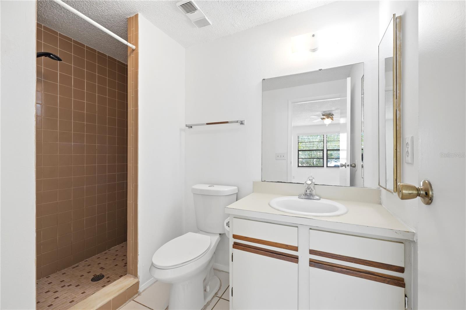123 LOBLOLLY CT #B — photo 18