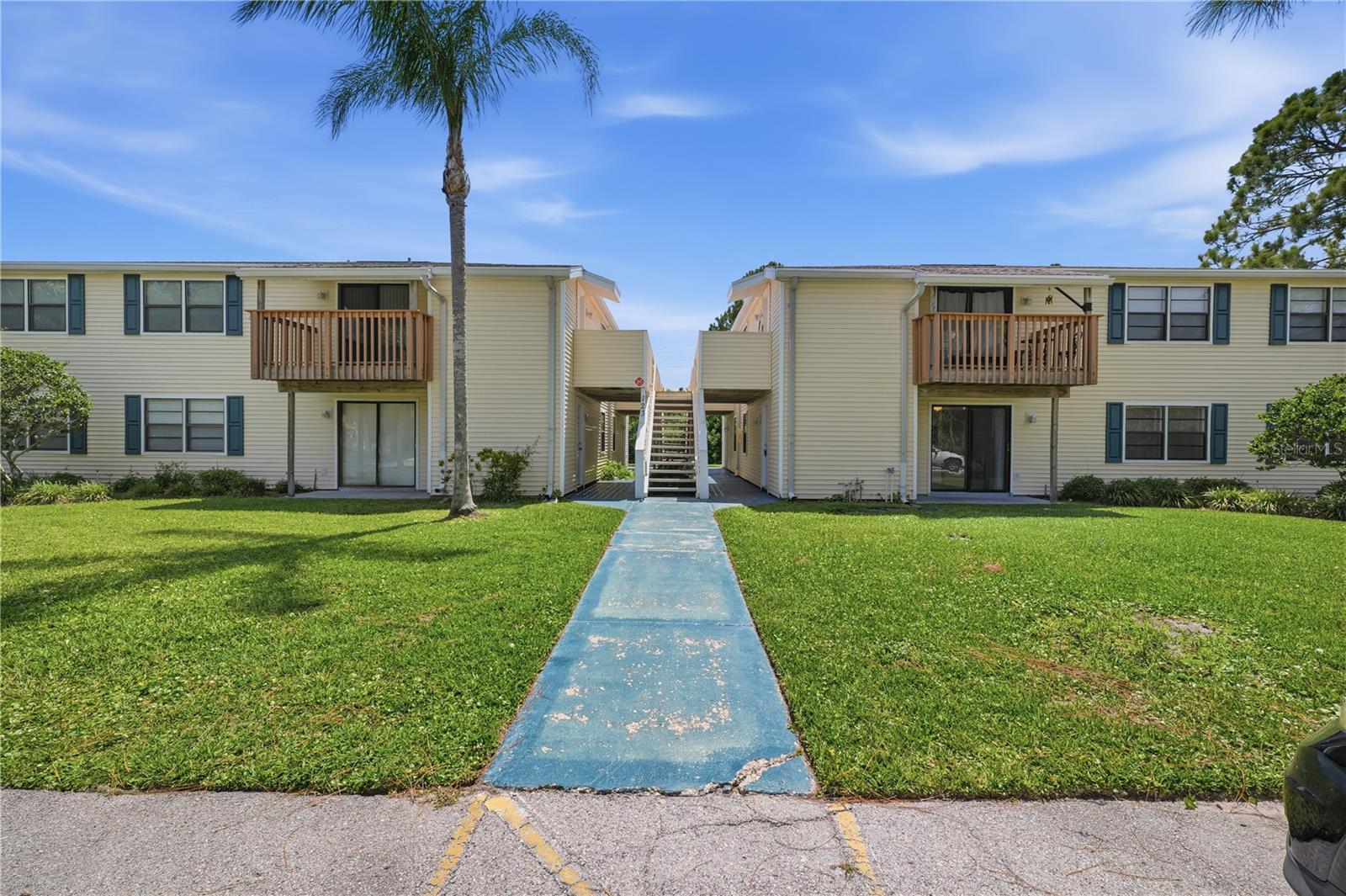 123 LOBLOLLY CT #B — photo 40