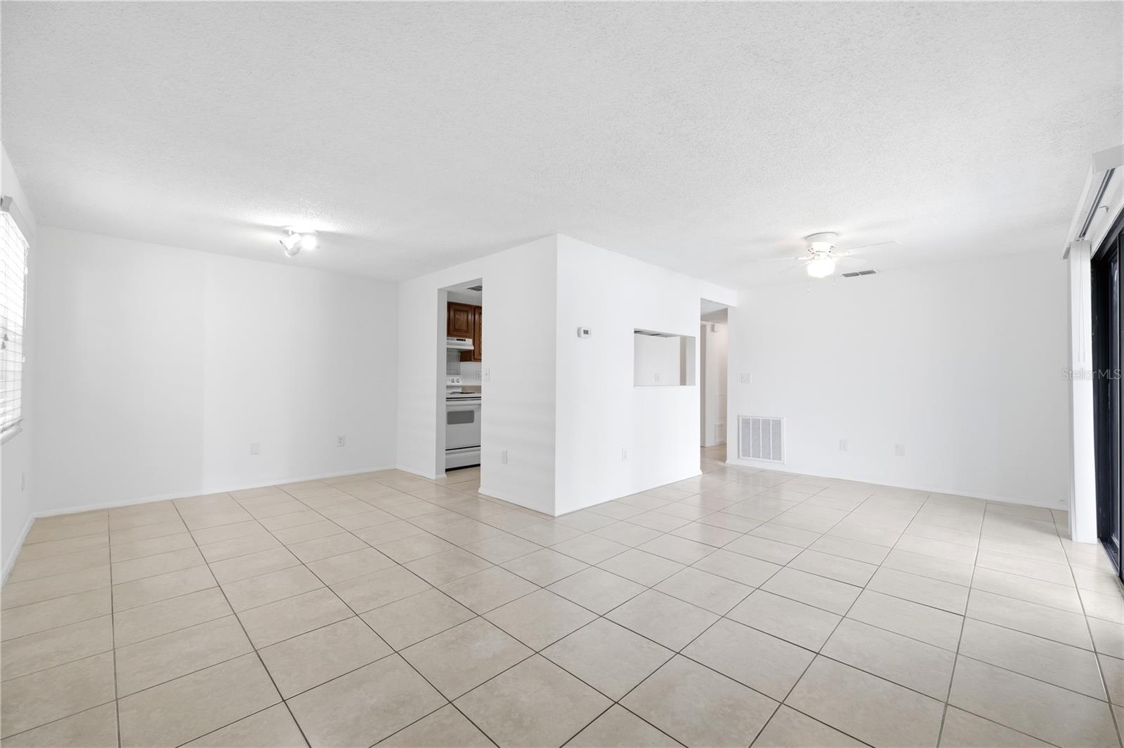 123 LOBLOLLY CT #B — photo 4