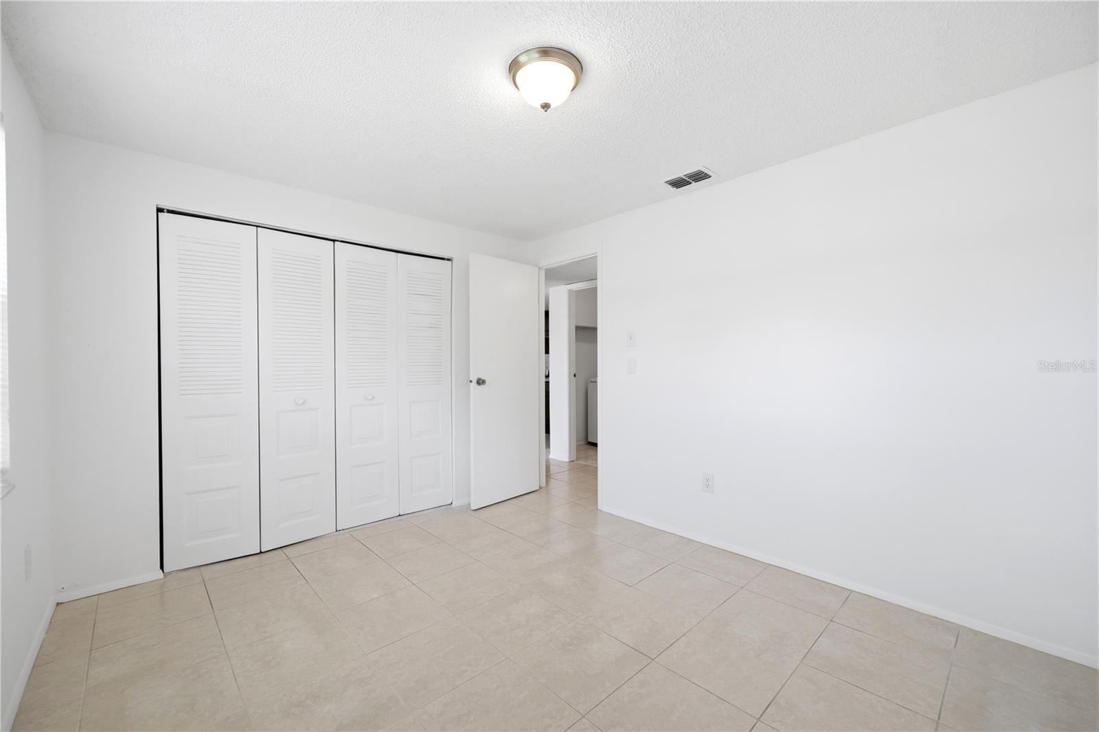 123 LOBLOLLY CT #B — photo 23