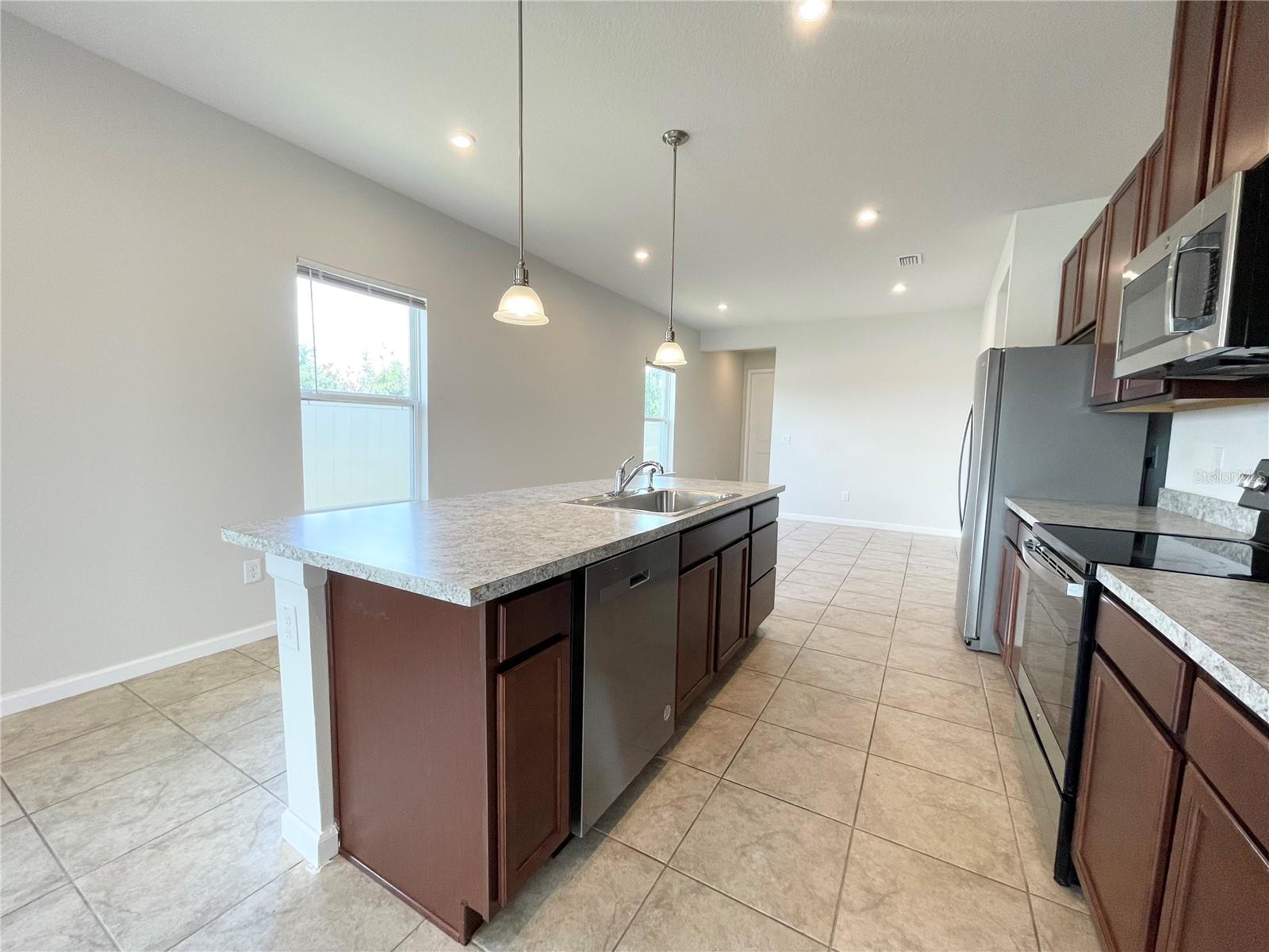 10668 OLD SYCAMORE LOOP — photo 8