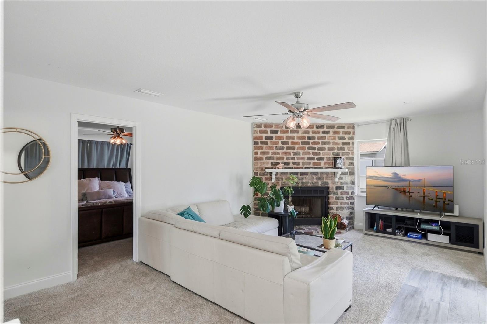 4145 HARRISBURG ST NE — photo 8