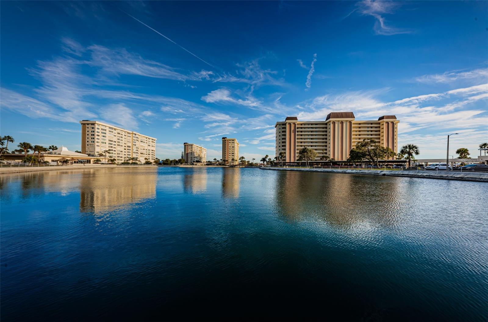 4700 COVE CIR #208 — photo 4