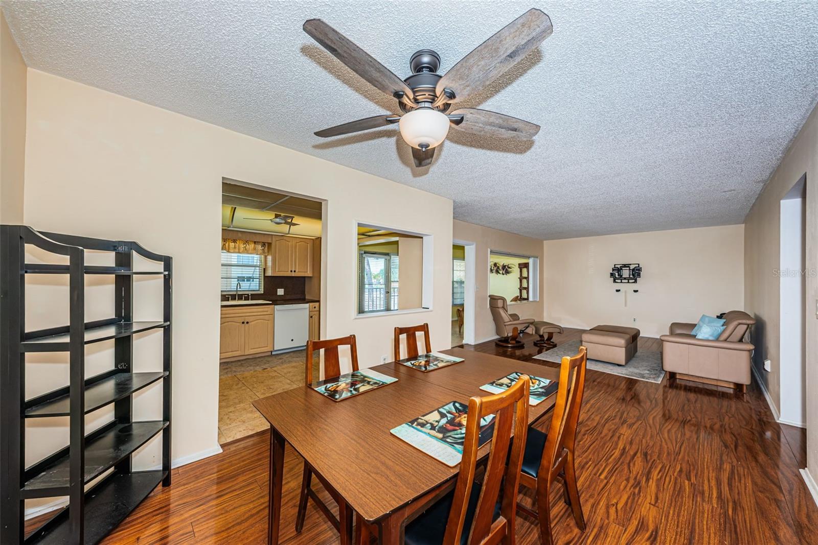 4700 COVE CIR #208 — photo 16