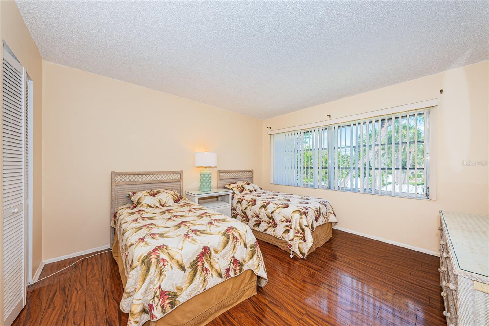 4700 COVE CIR #208 — photo 24