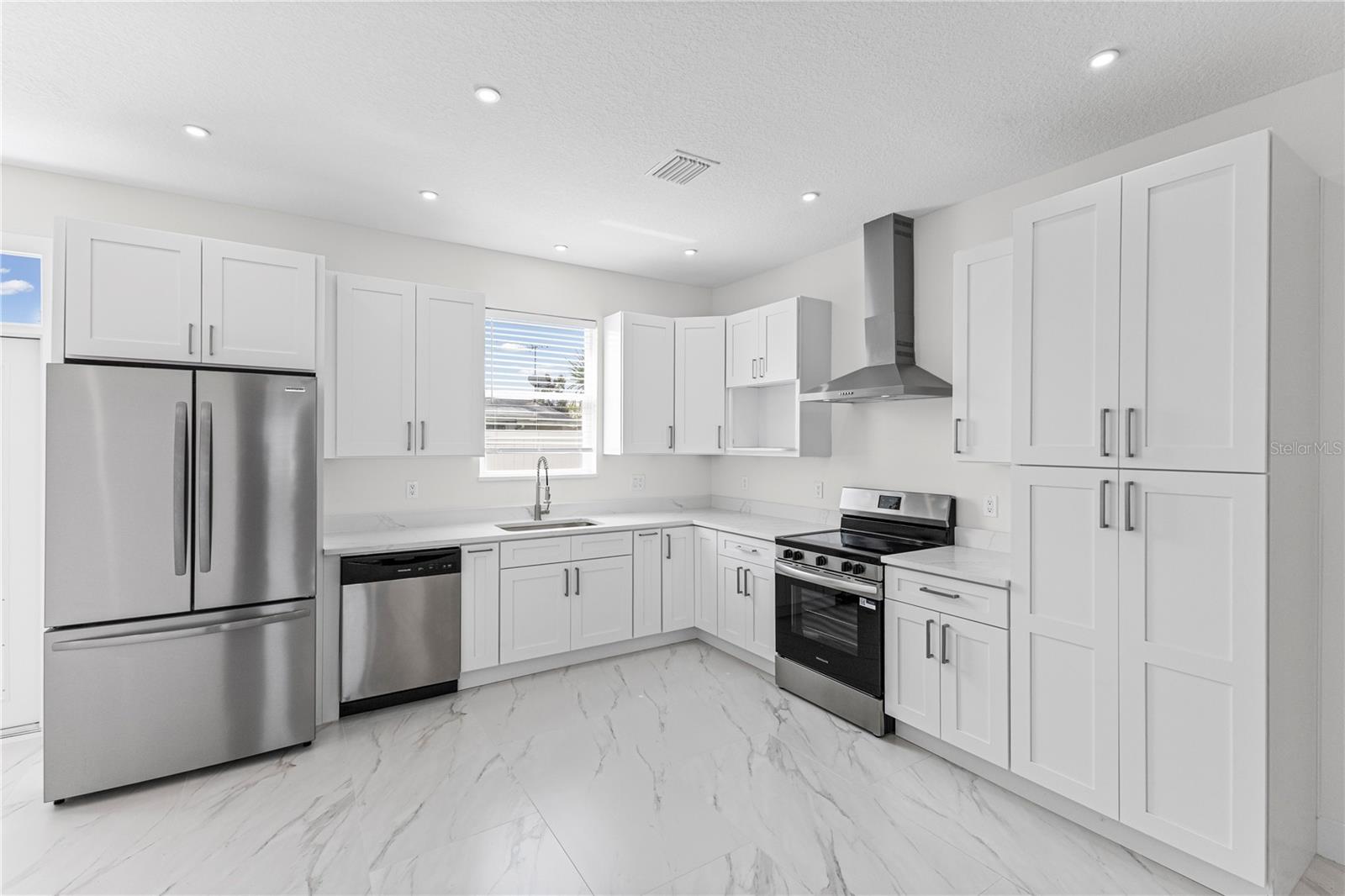 4016 BADEN DR — photo 10