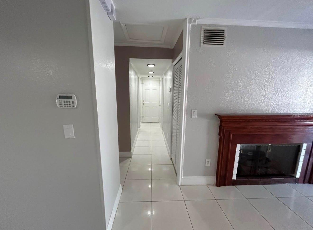 5112 GATEWAY DR — photo 7