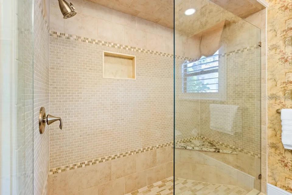 30324 LAURELWOOD LN — photo 43