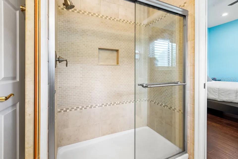 30324 LAURELWOOD LN — photo 39