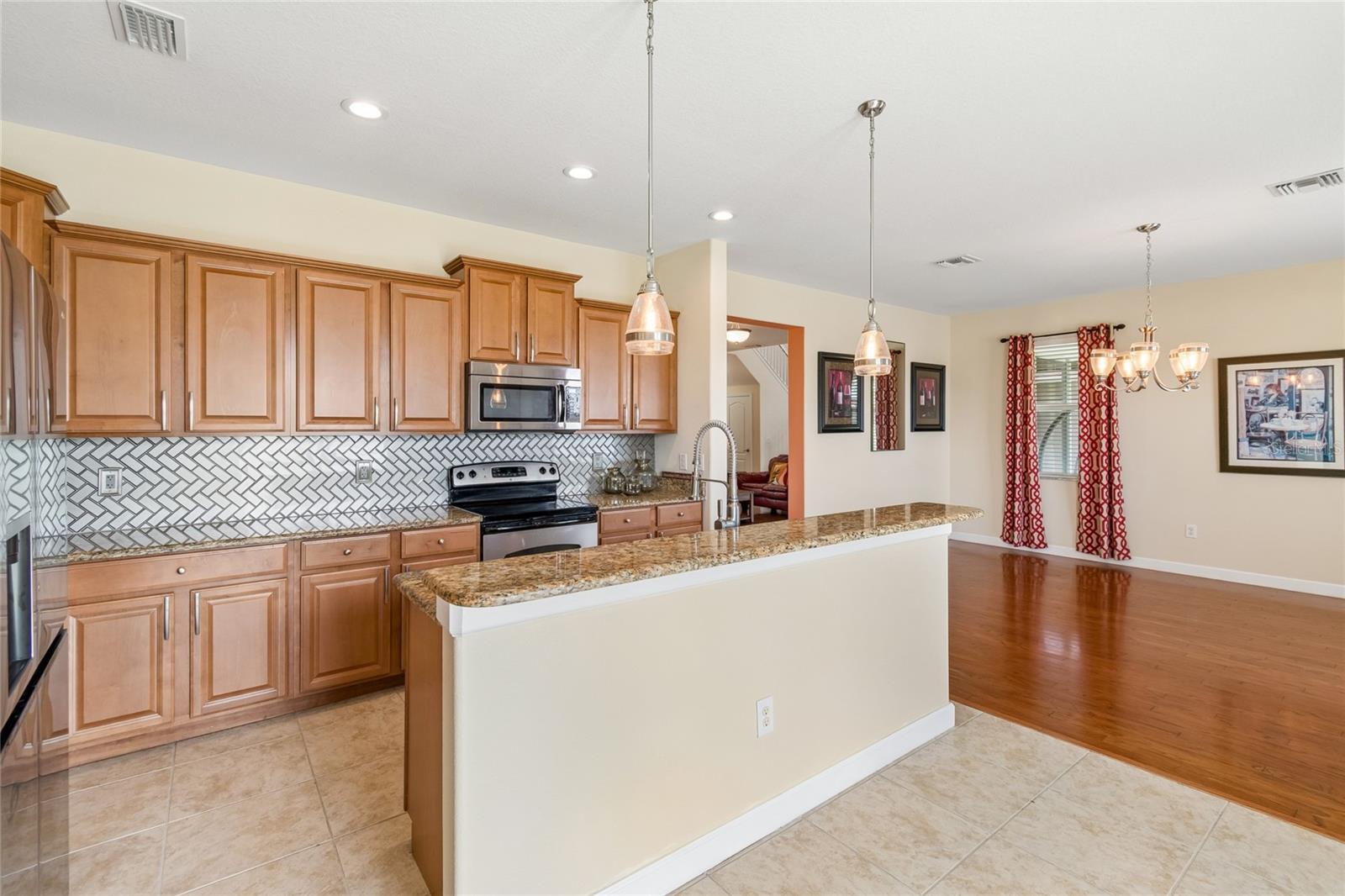 13344 GRAHAM YARDEN — photo 16
