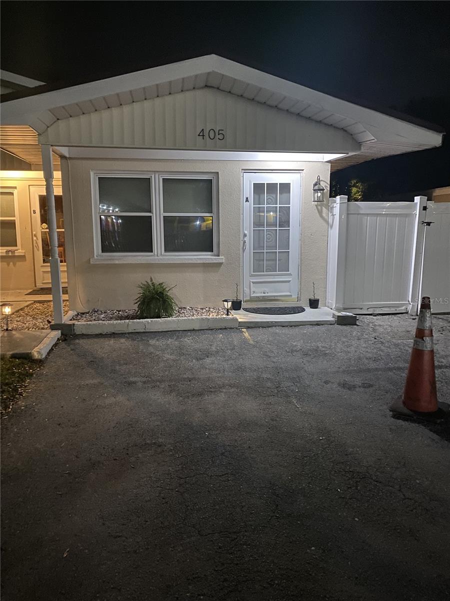 405 S ORION AVE — photo 2