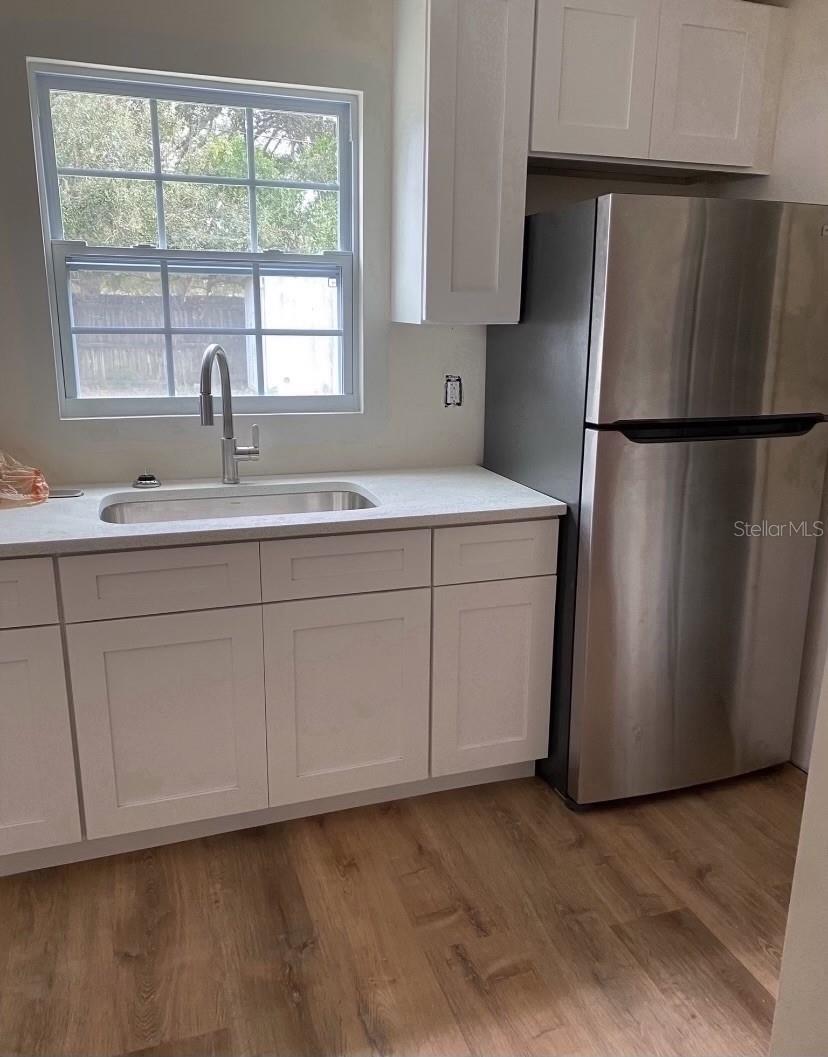 405 S ORION AVE — photo 41