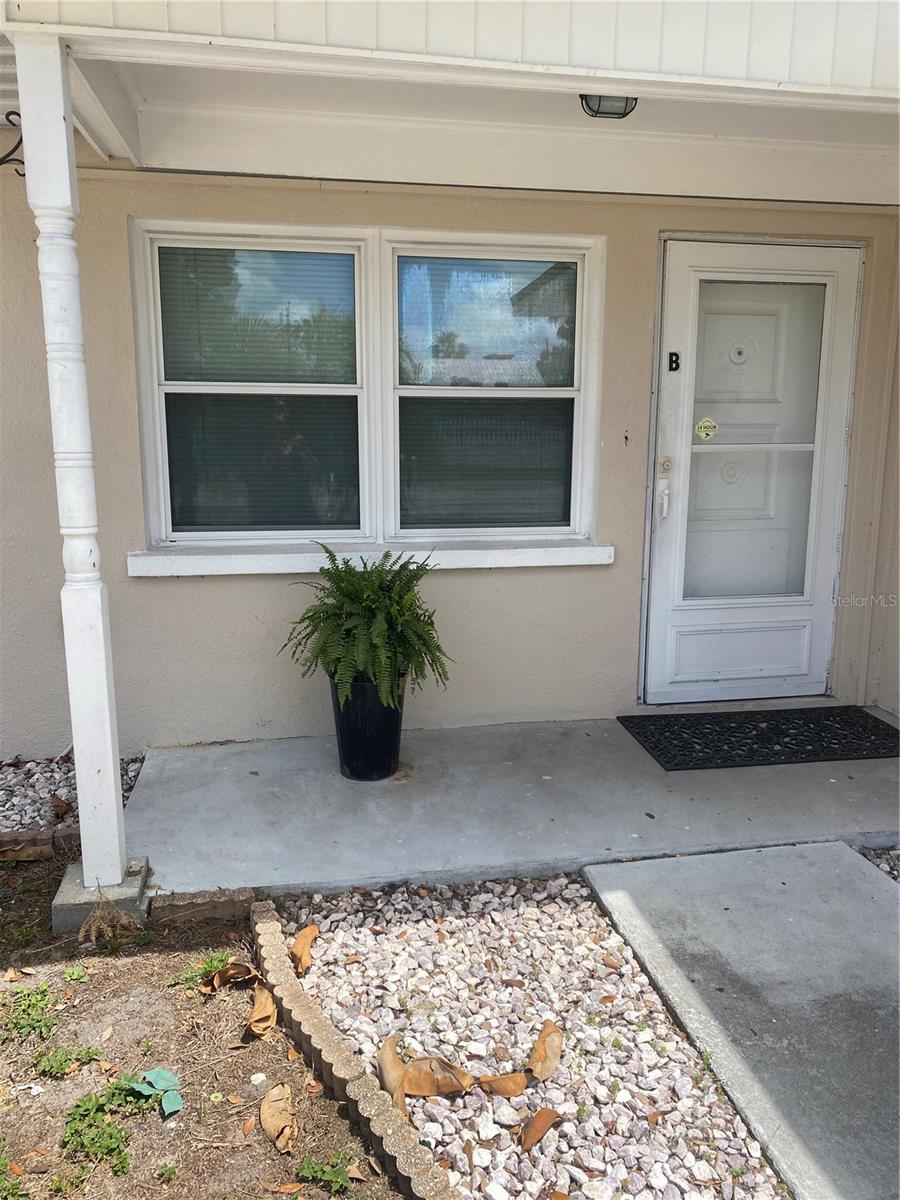 405 S ORION AVE — photo 14