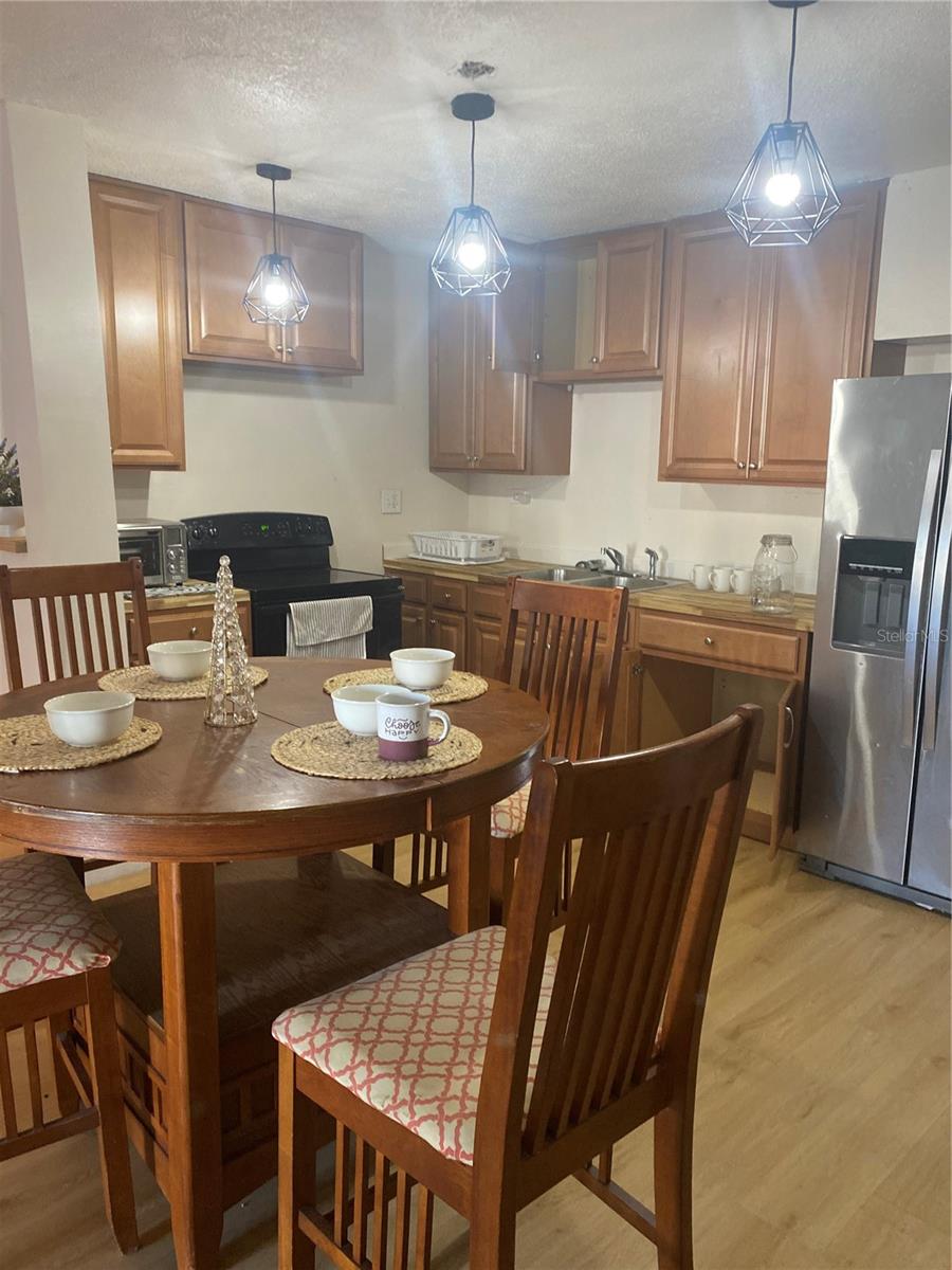 405 S ORION AVE — photo 20