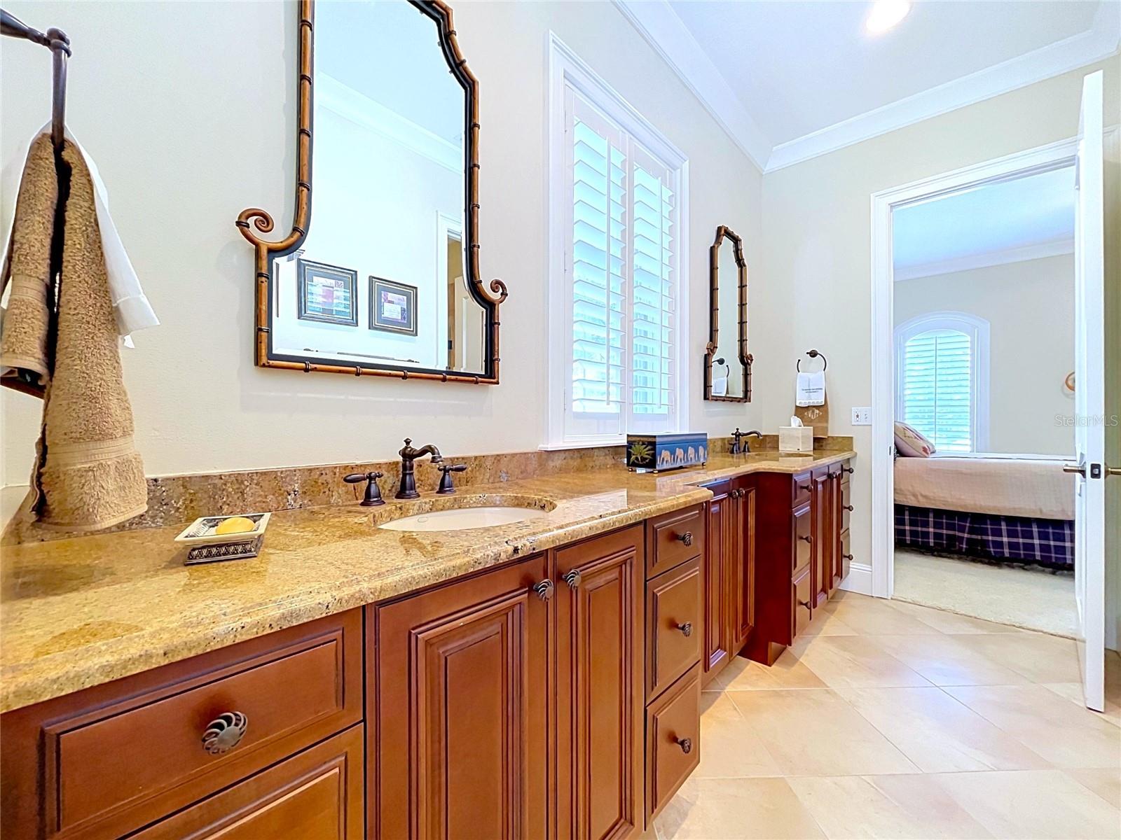 3312 N PERRY AVE — photo 43