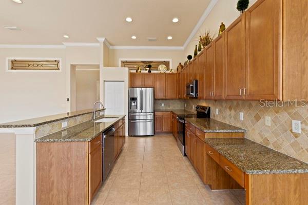 5044 SANDY BROOK CIR — photo 13