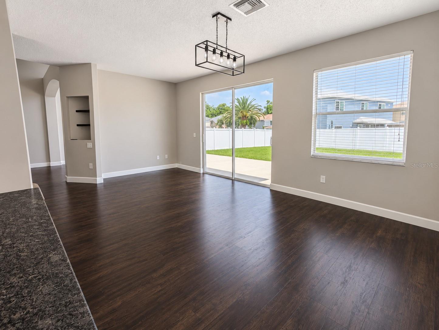 27506 WAIKIKI CT — photo 10