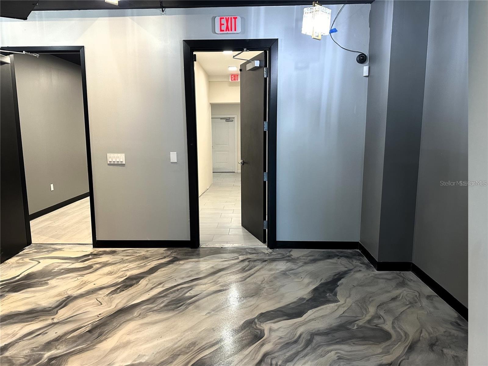 1100 CLEVELAND ST — photo 12