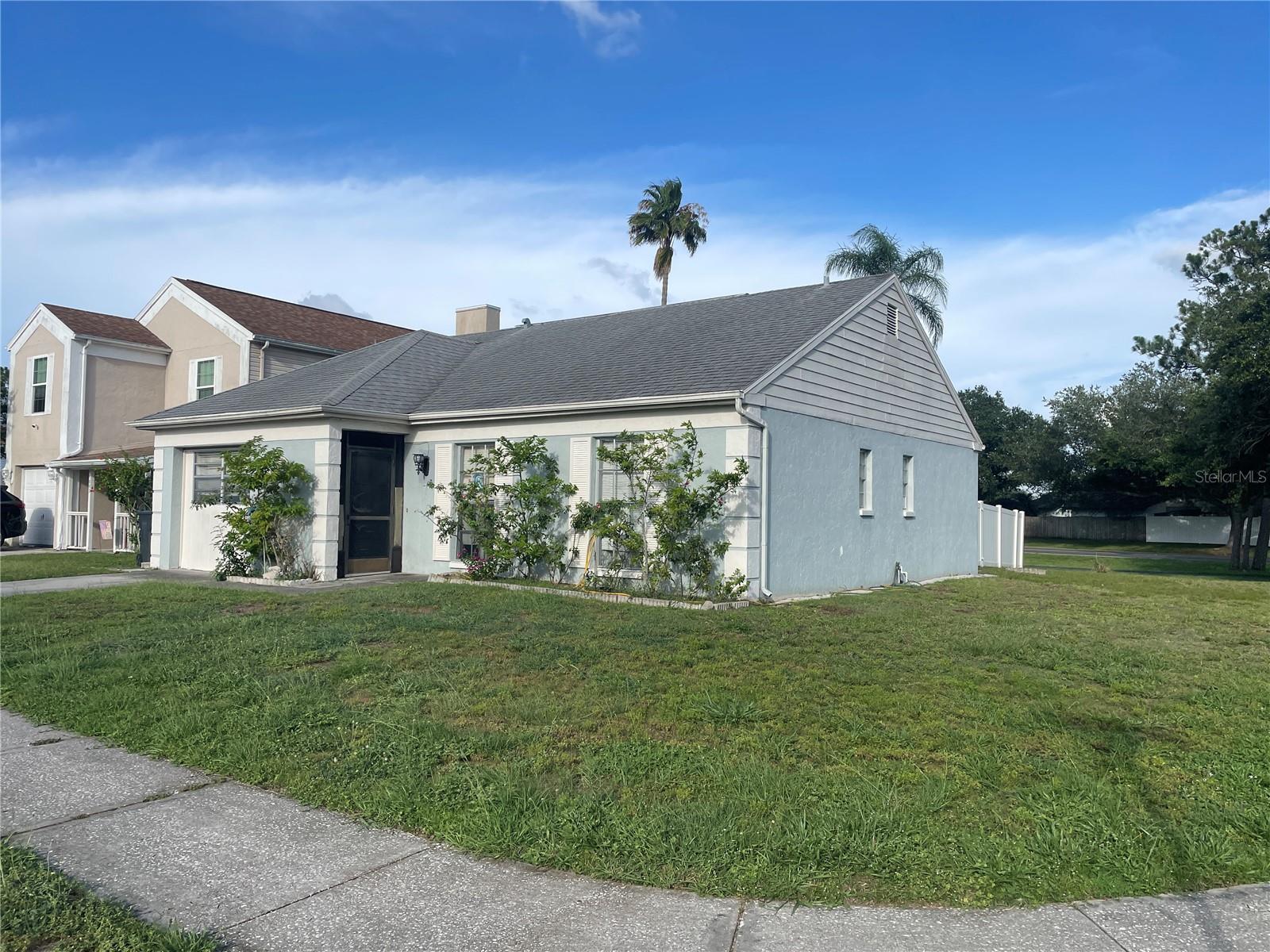 11001 SUNSWEPT PL — photo 2