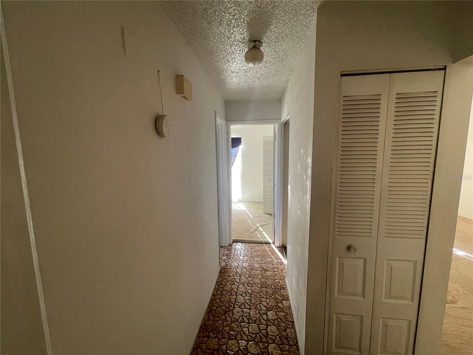 11001 SUNSWEPT PL — photo 19