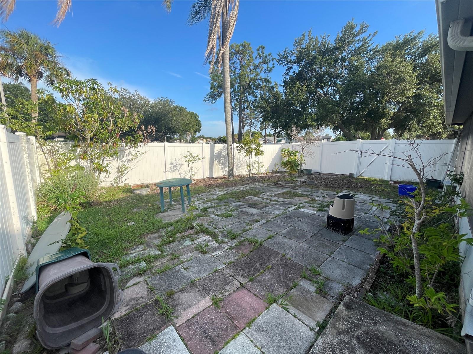 11001 SUNSWEPT PL — photo 32