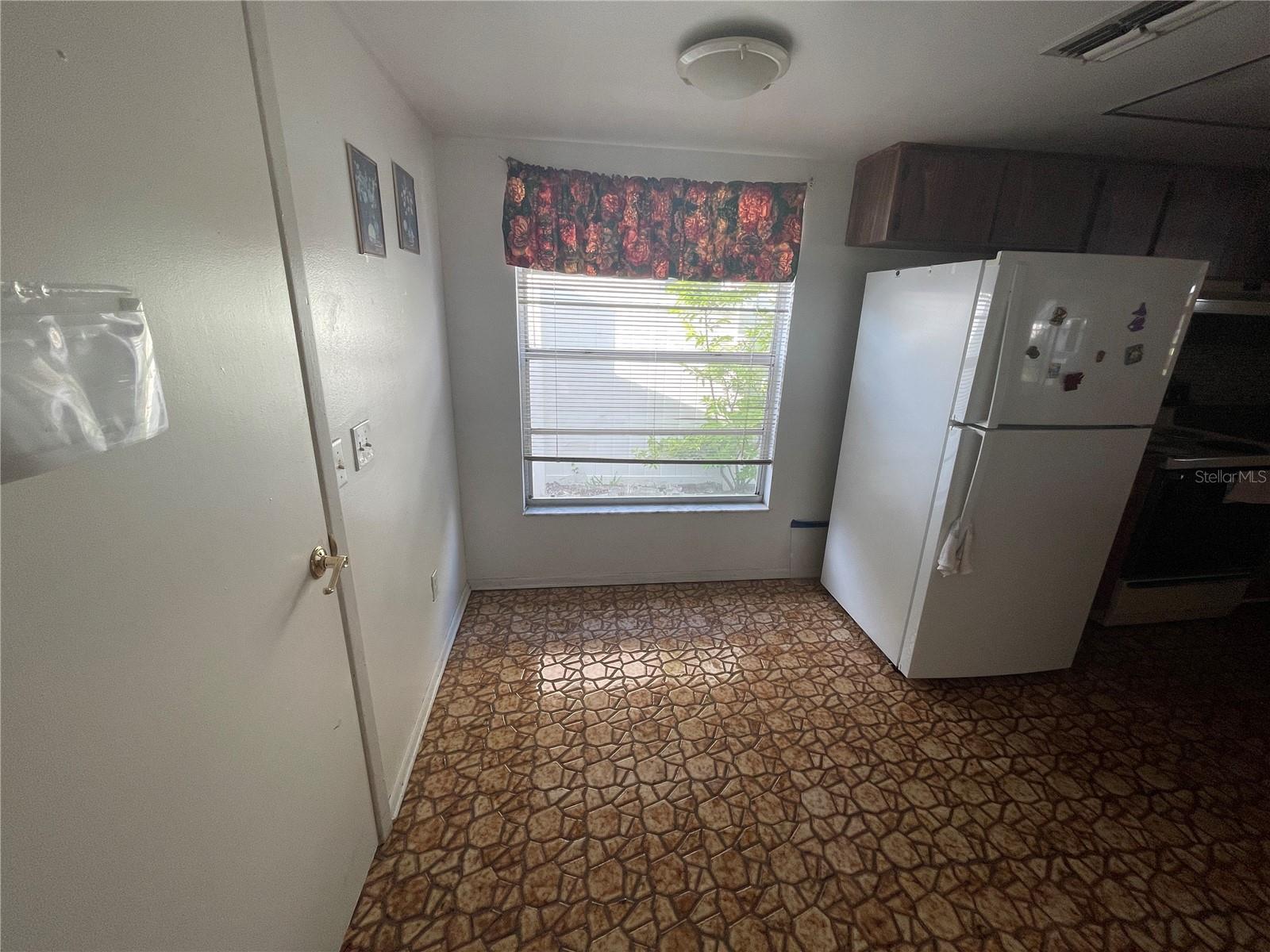 11001 SUNSWEPT PL — photo 14
