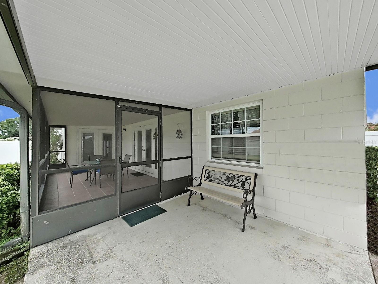 726 STILLVIEW CIR — photo 41