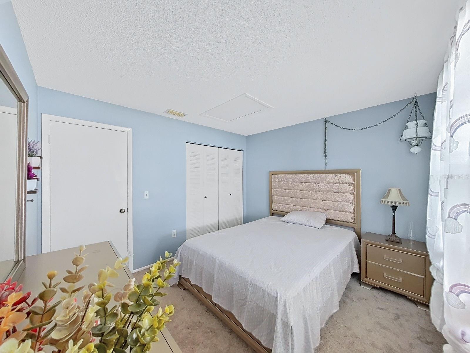 726 STILLVIEW CIR — photo 28