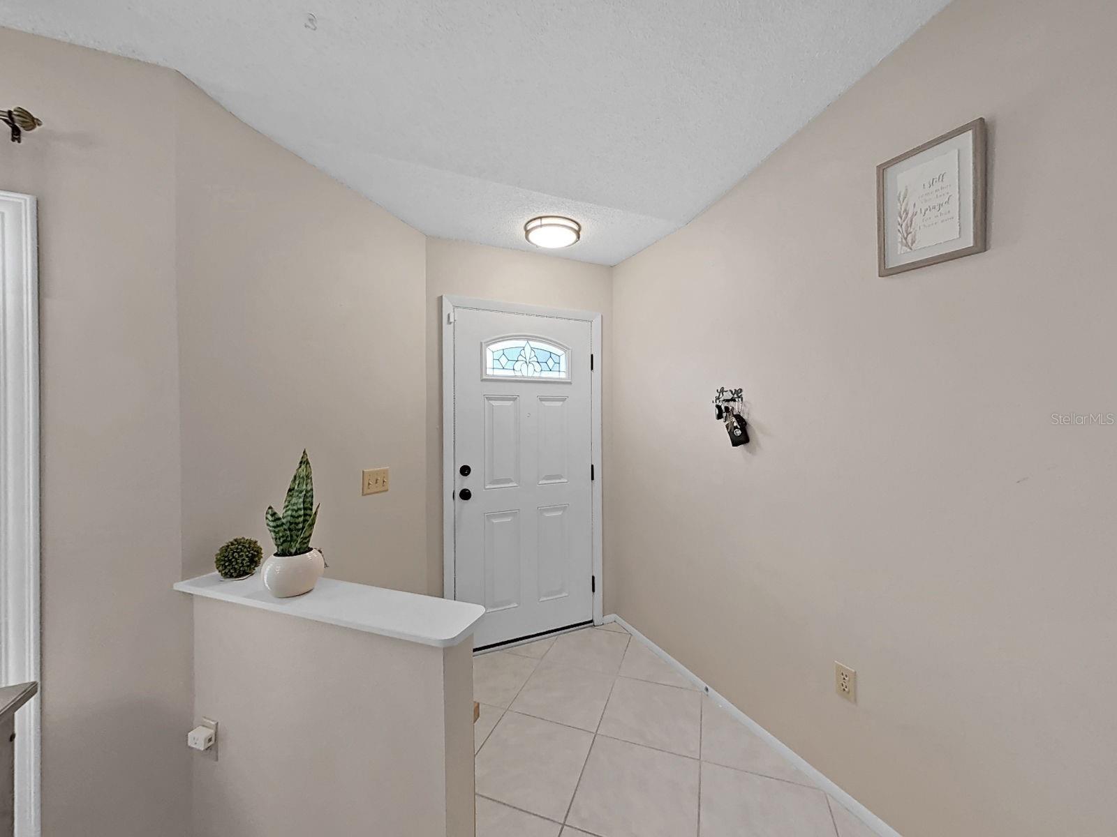 726 STILLVIEW CIR — photo 7