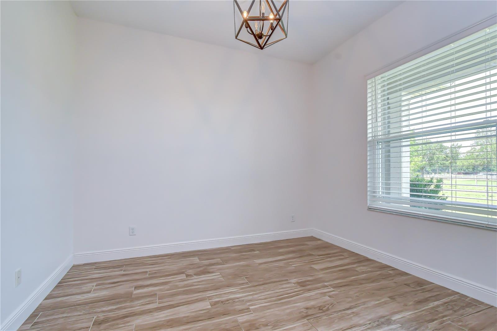 4008 MCINTOSH ESTATES LN — photo 4