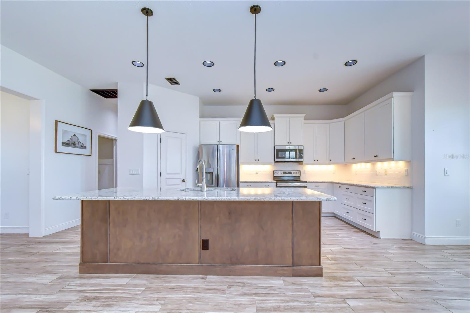4008 MCINTOSH ESTATES LN — photo 8