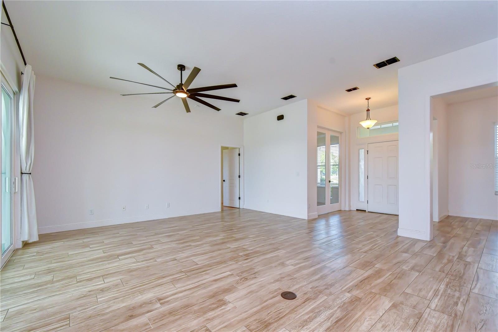 4008 MCINTOSH ESTATES LN — photo 14
