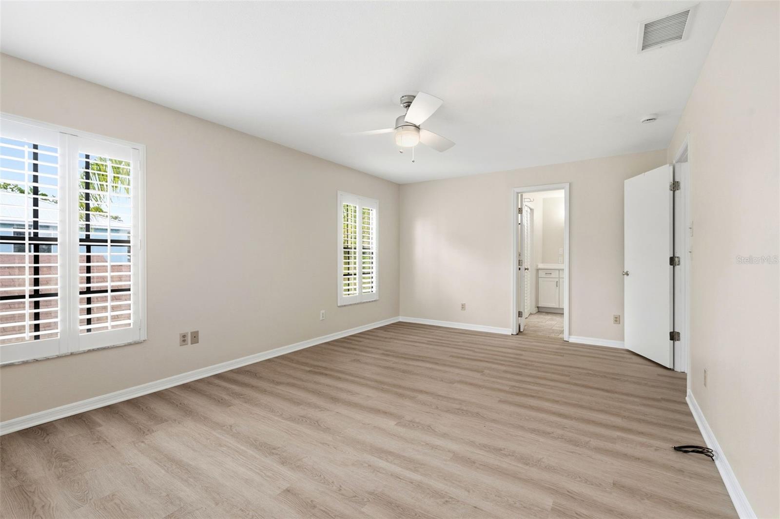 345 BAILEY ST — photo 29