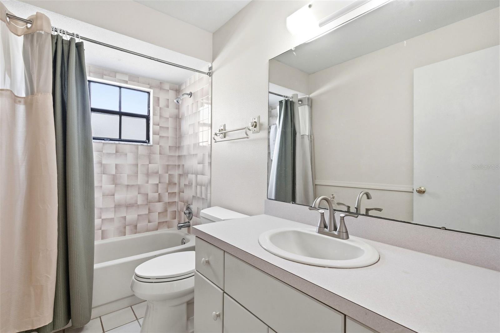 345 BAILEY ST — photo 27