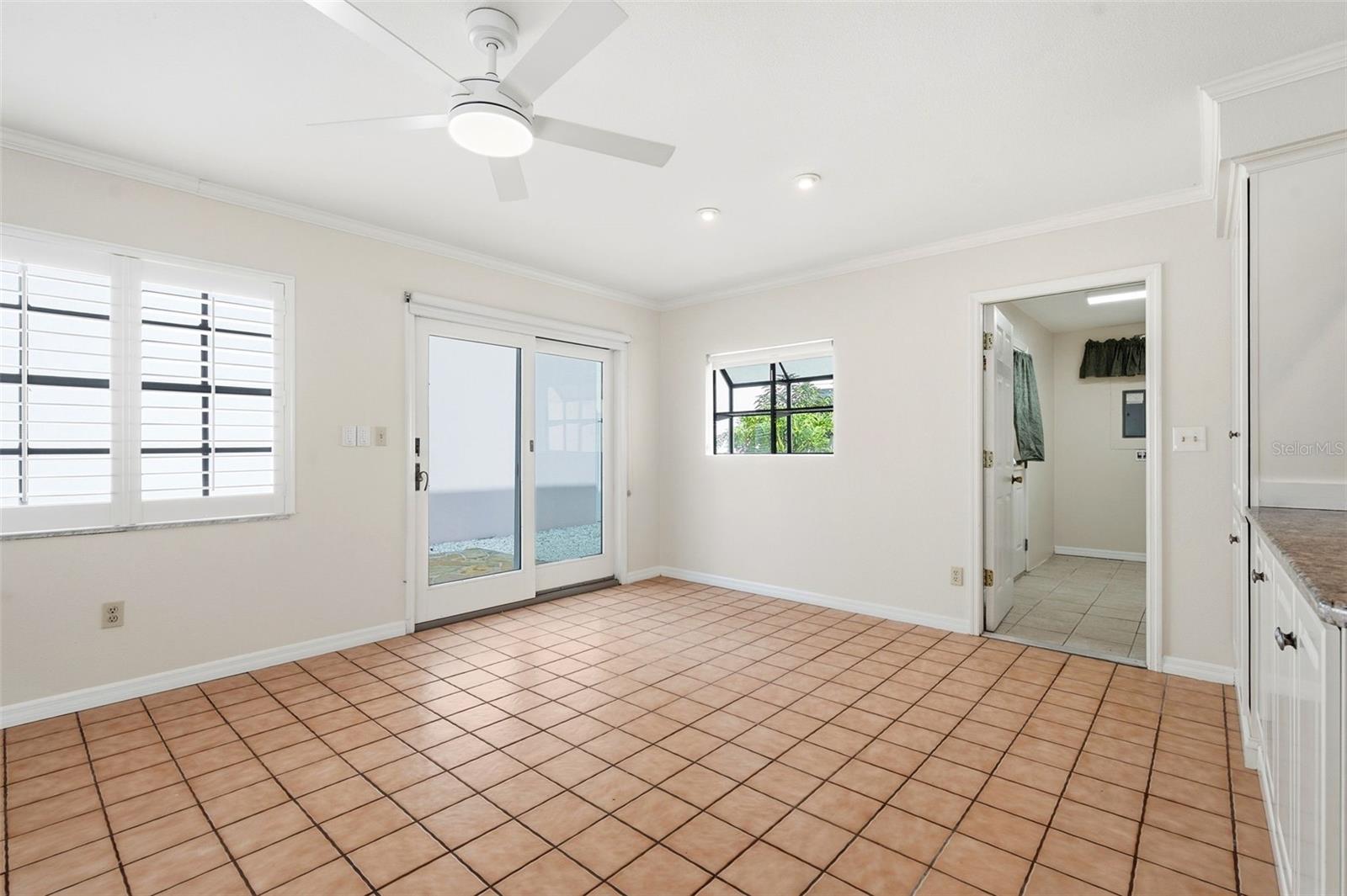 345 BAILEY ST — photo 19