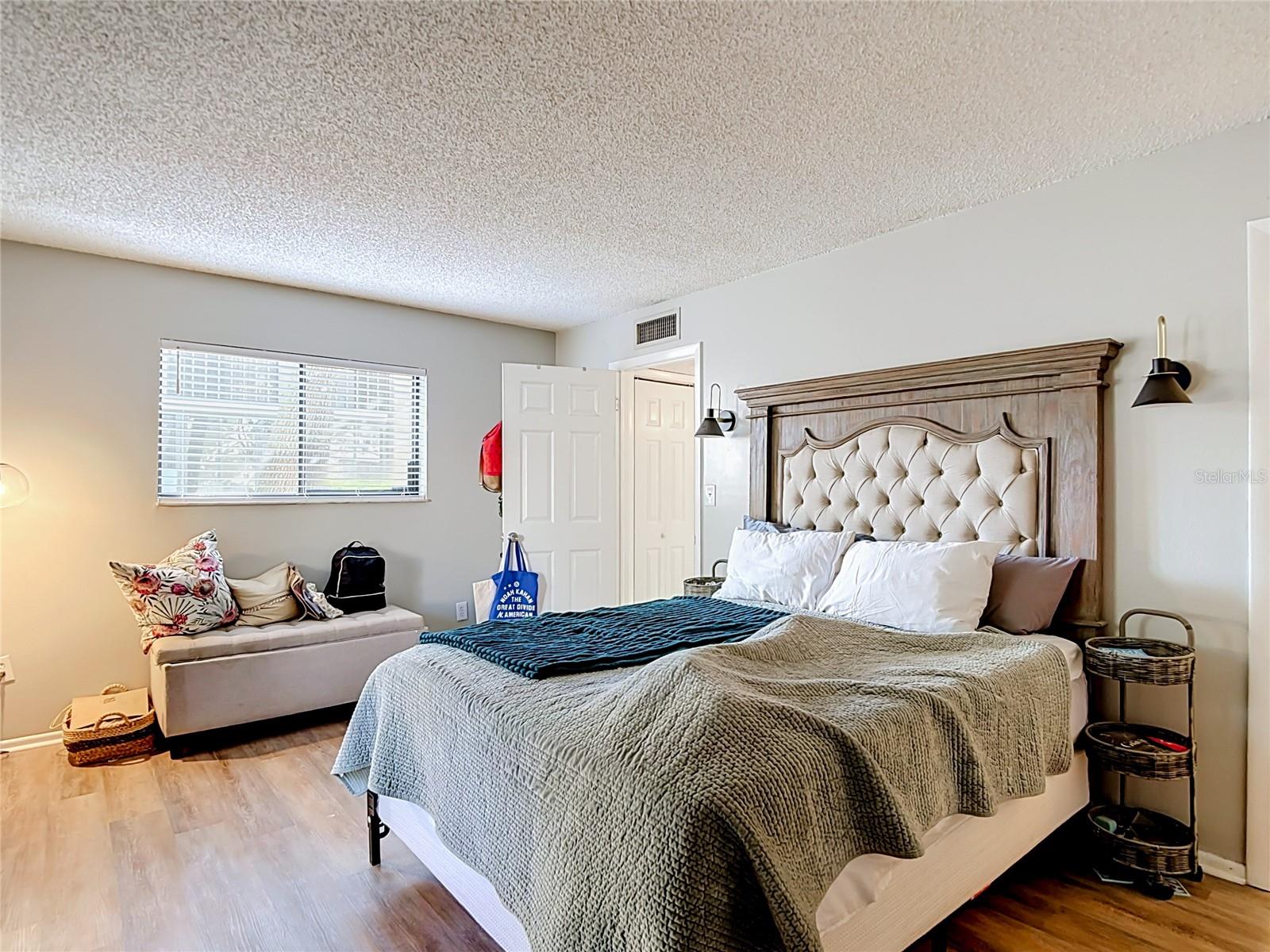 11805 RAINTREE LAKE LN #B — photo 22