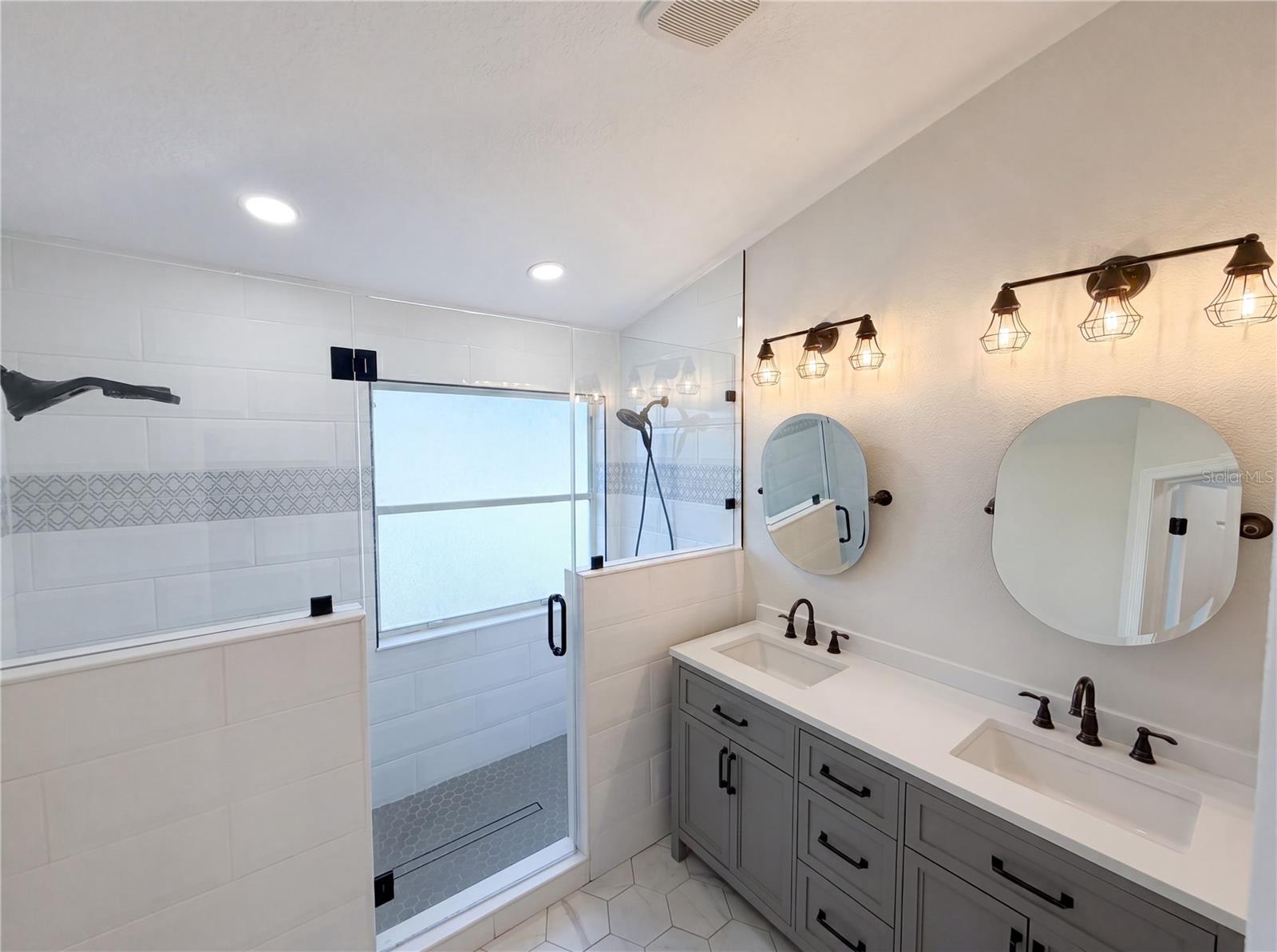 4532 PERDITA LN — photo 24