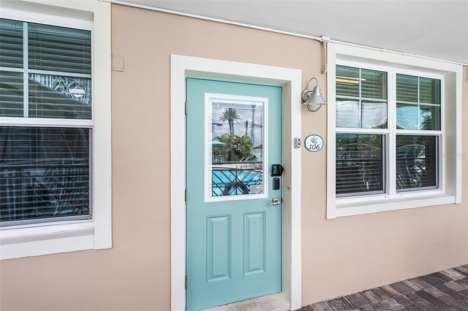 530 MANDALAY AVE #106 — photo 7
