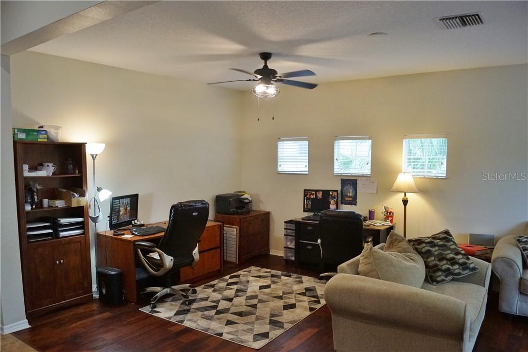 1742 MIRA LAGO CIR — photo 15