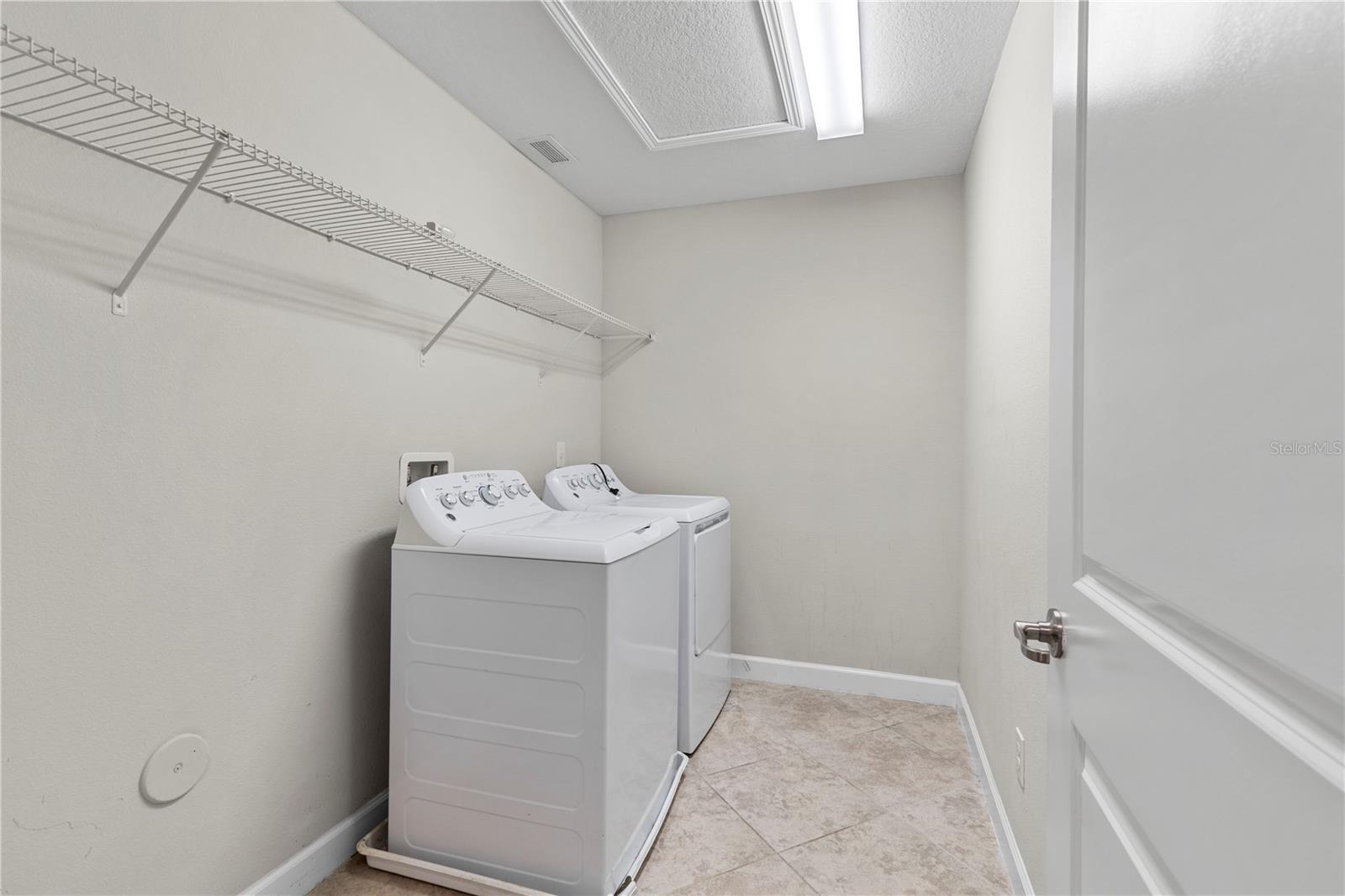 3147 CALVANO DR — photo 39