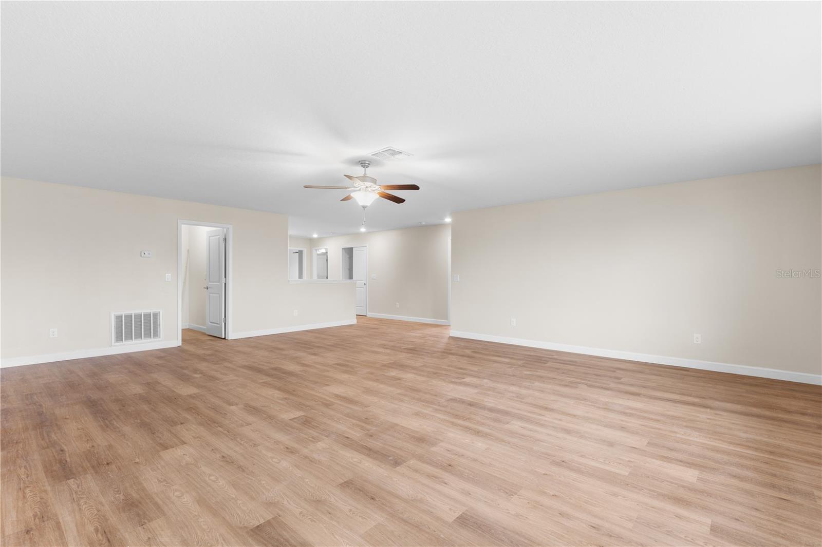 3147 CALVANO DR — photo 26