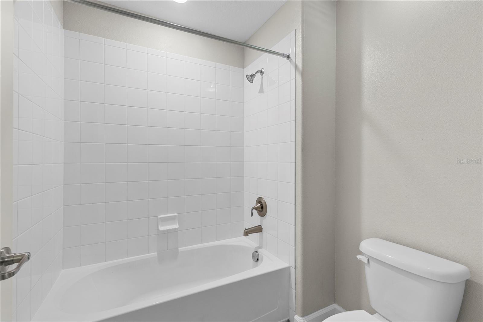 3147 CALVANO DR — photo 41